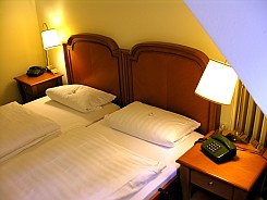 Hotel Zimmer - Das Bett