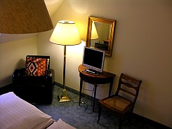 Hotel Zimmer - Der Fernseher